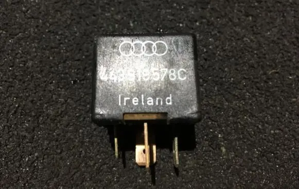 Audi A4 S4 B5 8D Other relay 443919578c 899519
