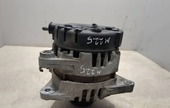Hyundai ix35 Generator/alternator 2611067 373002A850