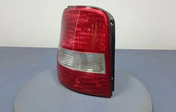 KIA Carnival Rear/tail lights 