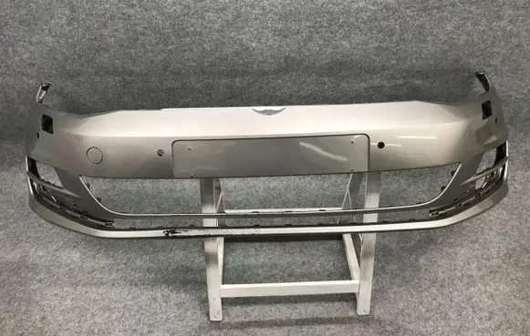 Volkswagen Golf VII Front bumper 5G0807221