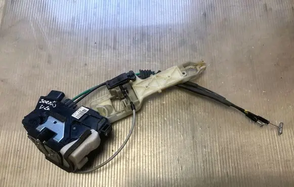 KIA Sorento Rear door lock 5320SXM0B0 00172 20100203