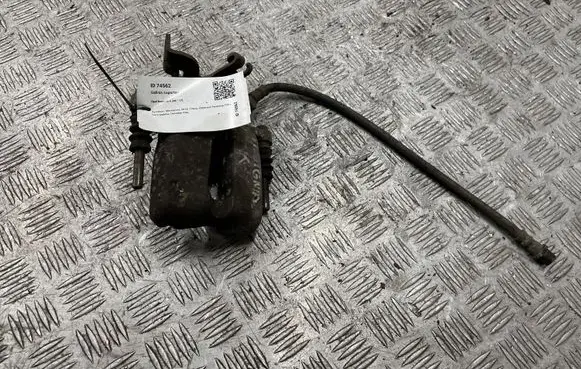 Opel Insignia A Rear brake caliper