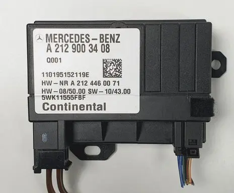 Mercedes-Benz C W204 Fuel pump relay A2129003408