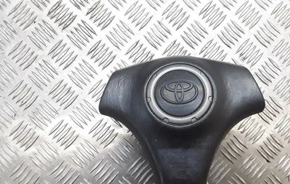 Toyota RAV 4 (XA20) Steering wheel airbag 8419802