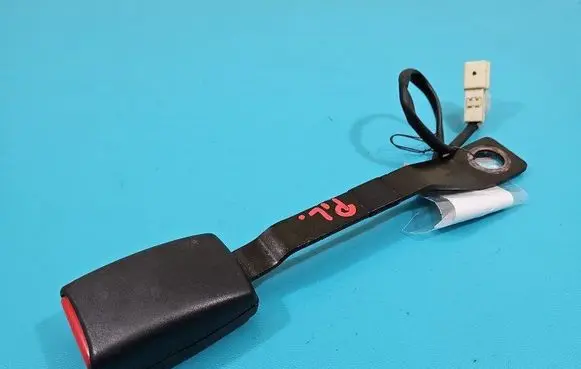 Suzuki Grand Vitara II Front seatbelt IMPRK1453317