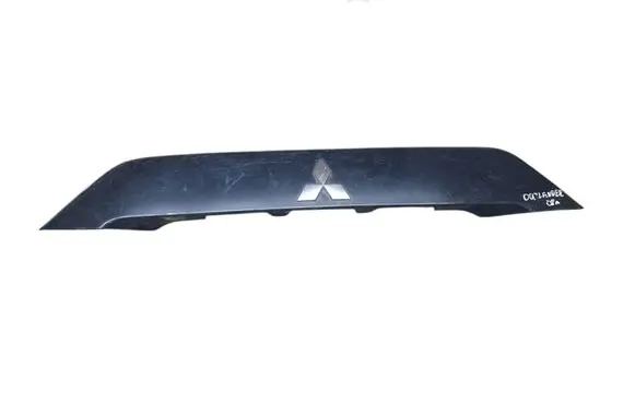 Mitsubishi Outlander Trunk door license plate light bar 5817A022ZZ 023ZZ024ZZ