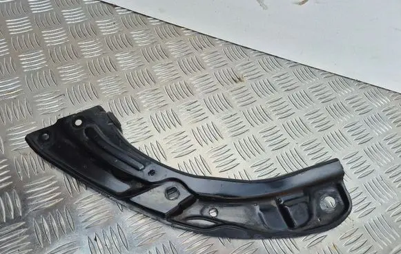 Skoda Rapid (NH) Radiator support slam panel bracket 5JA805931B