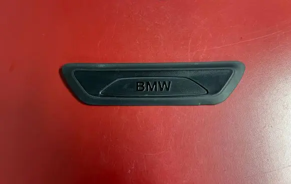 BMW X1 F48 F49 Side skirt rear trim 7349673 51477349673