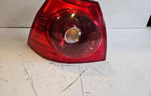 Volkswagen Golf V Rear/tail lights 1K6945095E