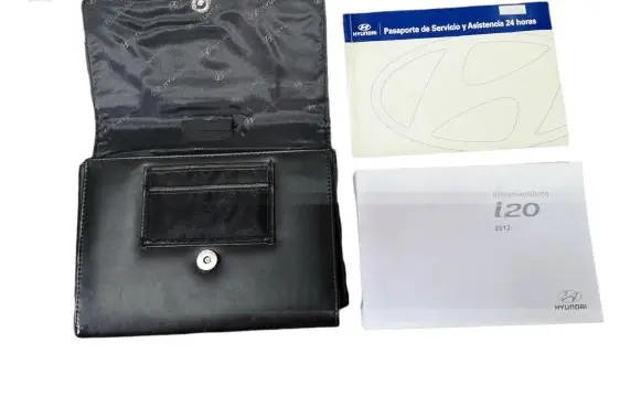 Hyundai i20 (PB PBT) Owners service history hand book 
