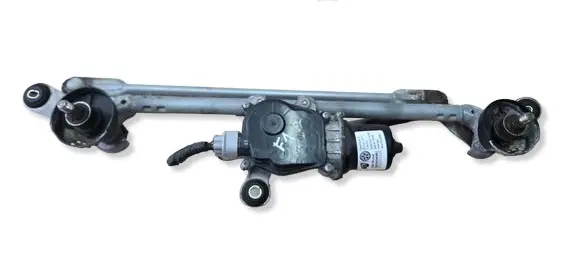 Nissan Qashqai Front wiper linkage and motor 