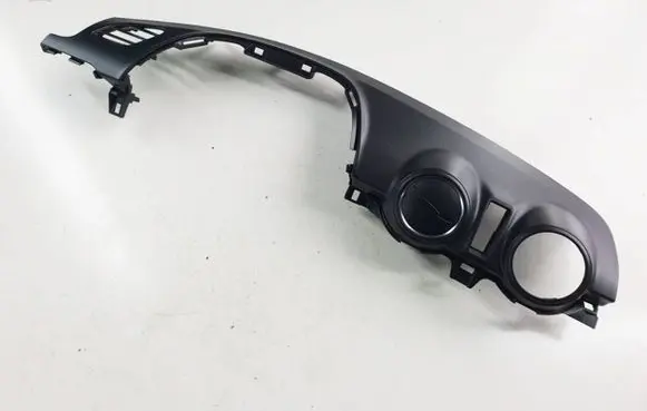 Suzuki Swift III Dashboard center trim panel 