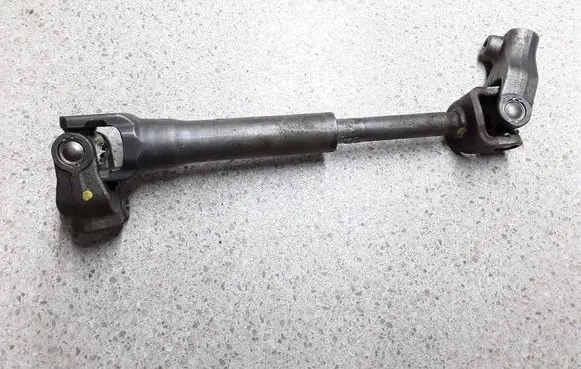 Renault Megane III Steering column universal joint B9507B