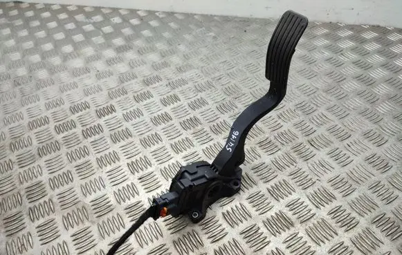 Citroen C3 Aircross Accelerator throttle pedal 3637657