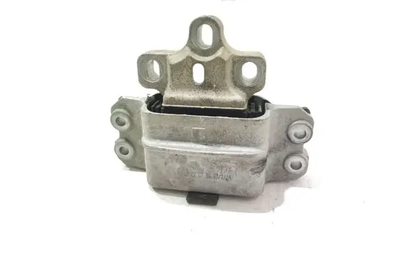 Skoda Octavia Mk2 (1Z) Gearbox mount 1K0199555