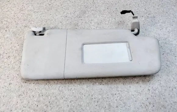 Volkswagen Touran I Sun visor
