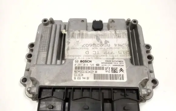 Peugeot 5008 Engine control unit/module 9653958980 0281014729 9665674480