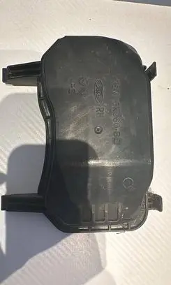 Ford Mondeo MK IV Headlight/headlamp dust cover 7S7113K060BC