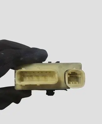 Citroen Berlingo Glow plug pre-heat relay 018010951 9652021180