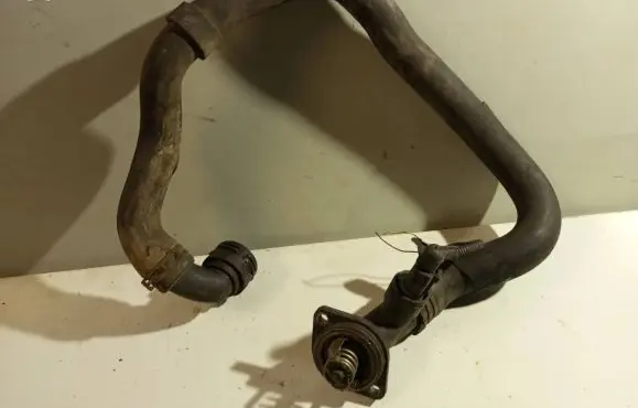 Volkswagen PASSAT B6 Engine coolant pipe/hose 1K0122051DL