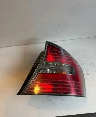 Subaru Legacy Rear/tail lights 22020806