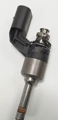 Volkswagen Golf V Fuel injector 03C906036E