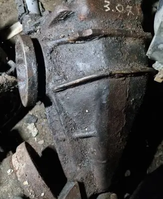 Mercedes-Benz E W124 Rear differential