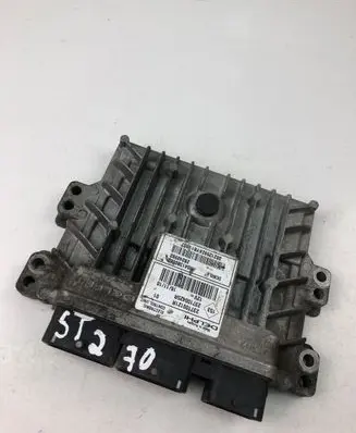 Renault Megane III Engine control unit/module ECU 237100121R 237100425R