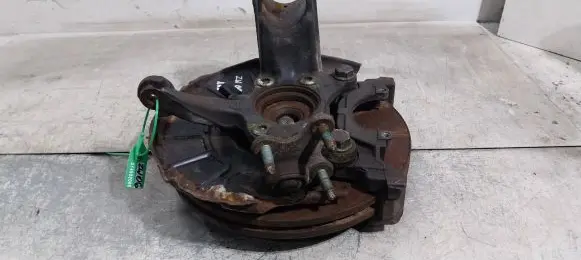 Volkswagen Golf VI Front wheel hub spindle knuckle 1K05N