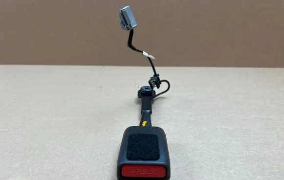 Tesla Model Y Front seatbelt buckle 1090323E1B