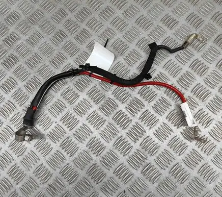 Volkswagen Tiguan Positive cable (battery) 5QA971228AK
