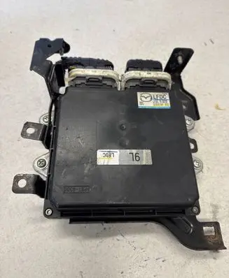 Mazda 6 Engine control unit/module LFDC18881B E6T61671H1