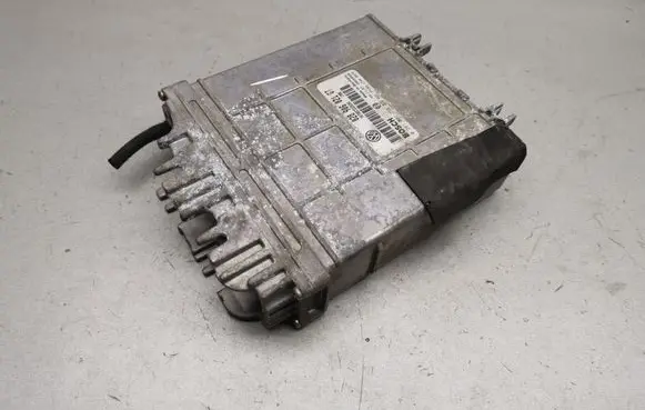 Volkswagen Sharan Engine control unit/module 028906021GT 0281001735