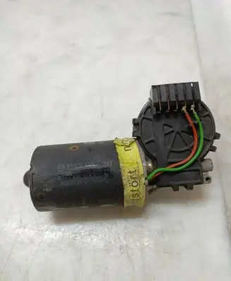 Audi A6 S6 C5 4B Wiper motor 0390241330