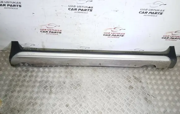 Volvo XC60 Sill 