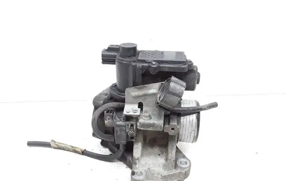 Volvo V70 EGR valve 30774813 70056104