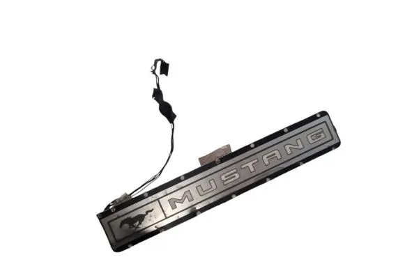Ford Mustang VI Front sill trim cover