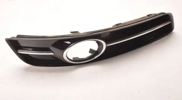 Audi A3 S3 8P Front fog light trim/grill 8P0807682J
