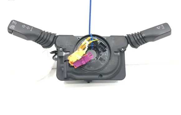 Wiper turn signal indicator stalk/switch