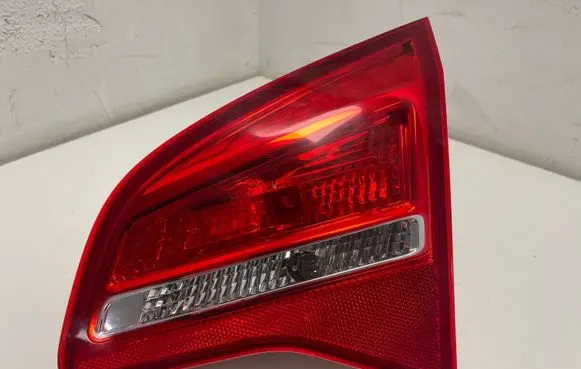 Opel Meriva B Tailgate rear/tail lights 13260841
