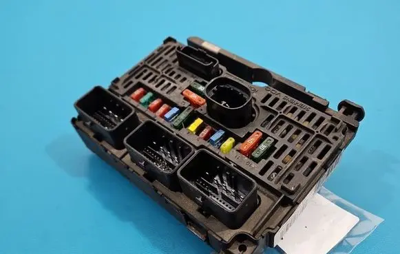 Peugeot 407 Central body control module 9656086080 IMPRK1543591