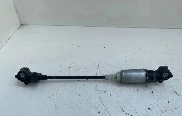 Lexus IS 220D-250-350 Seat adjustment motor 8582033020