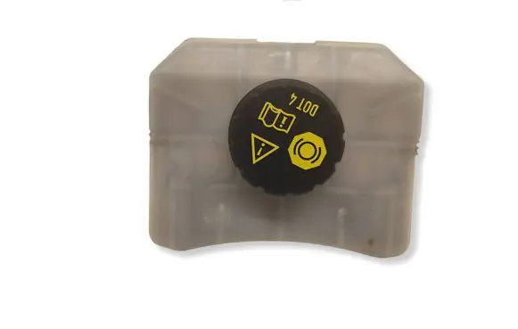 Audi A4 S4 B9 Brake fluid reservoir 32670042