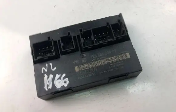 Volkswagen Touran I Central body control module 1K0959433CP