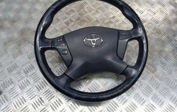 Toyota Avensis Verso Steering wheel