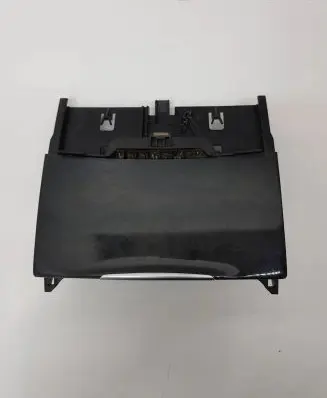 Mercedes-Benz CLS C218 X218 Ashtray (front) A2186800750 12355780 00009051