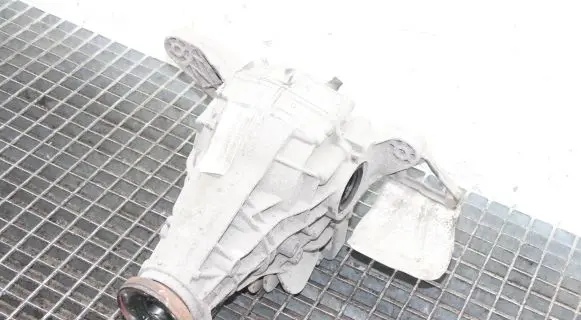 Porsche Macan (95B) Rear differential 95B525015F