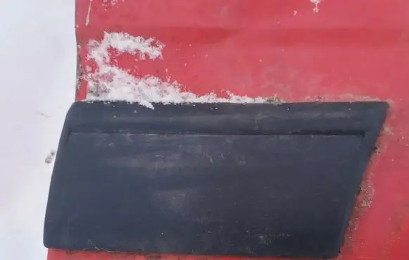 Mazda 626 Fender trim (molding)