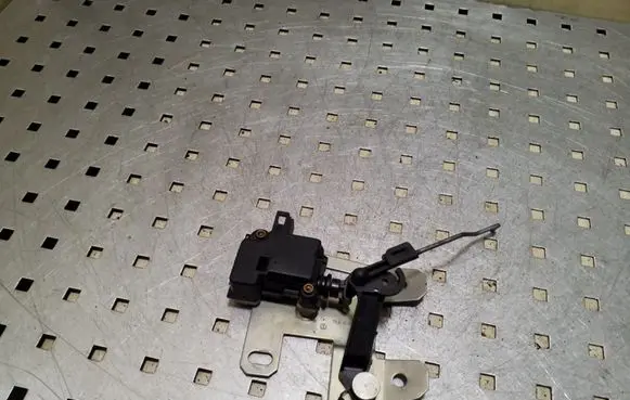 Volkswagen Touareg I Tailgate boot lock/latch motor 7L6827425A