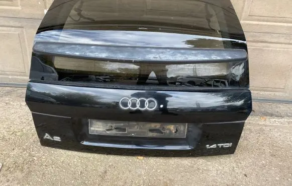 Audi A2 Tailgate/trunk/boot lid